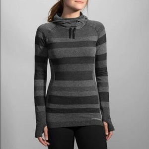 New with tags Brooks Streaker Hoodie